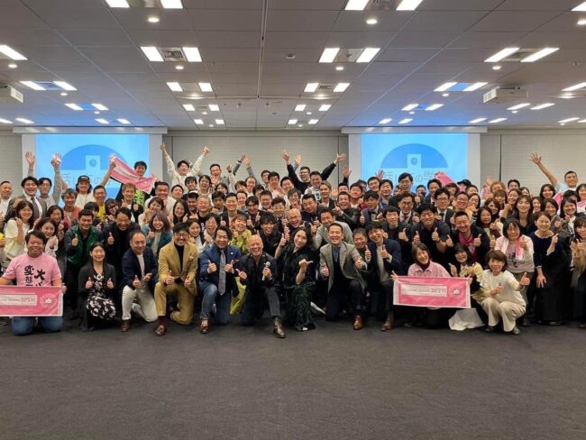 講座の最後に会場へ集まった話し方の学校の受講生