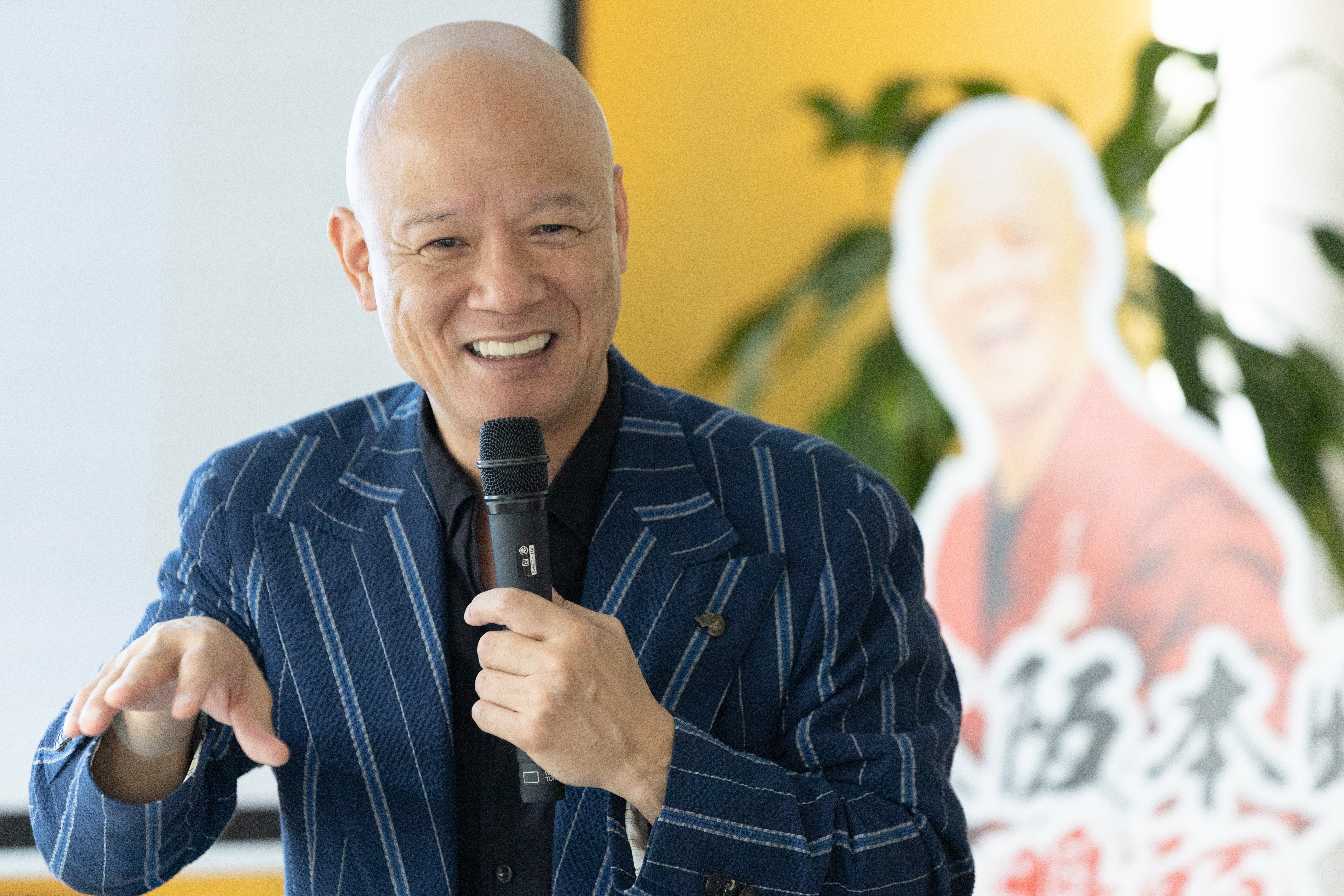 正論より、エピソードが人を動かす!!
